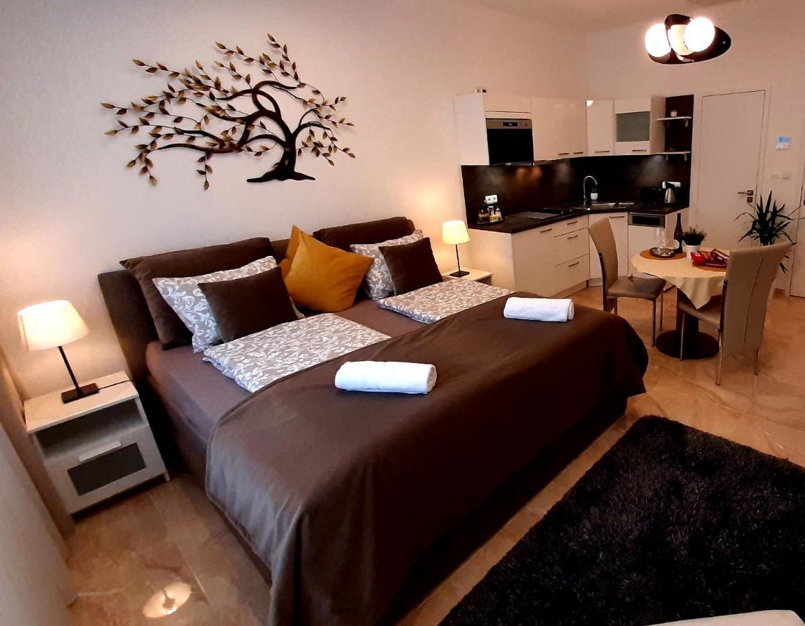 Nobless Holedna Apartment *